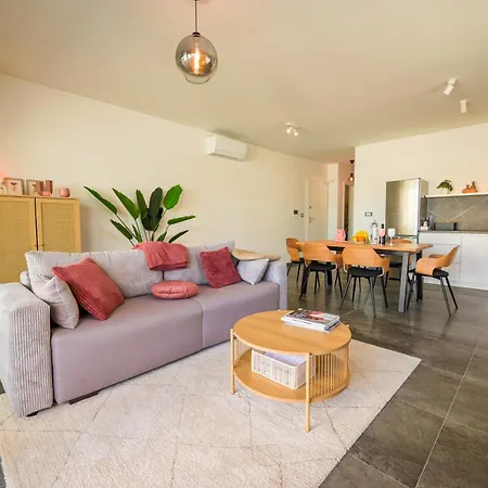 Luxi Apartment *